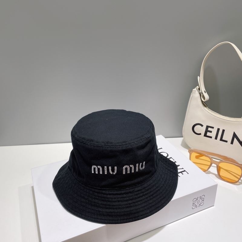 MIUMIU